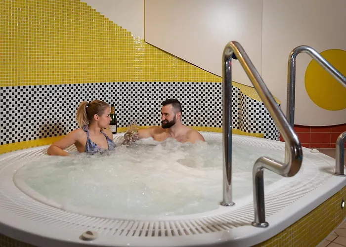 Zew Morza - Basen, Spa, Wyzywienie W Cenie אתר נופש